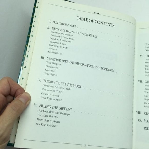 Family Circle Craft Book Christmas Treasury - Picture 2 of 8